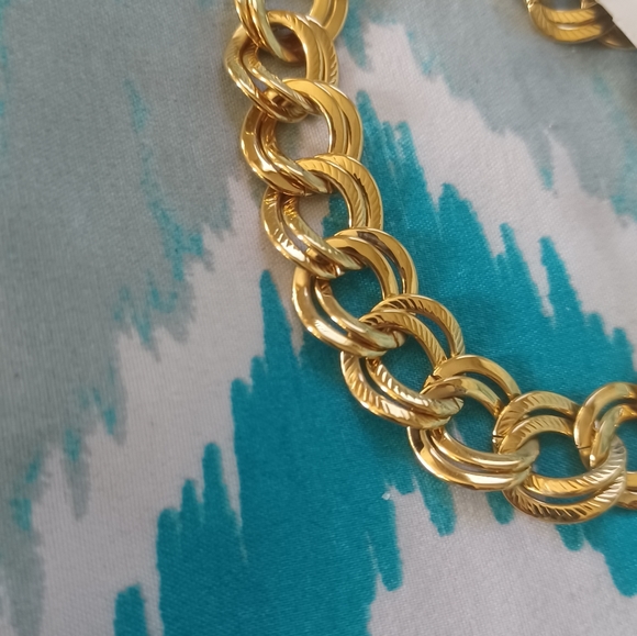 Vintage, Trifari gold link bracelet, tennis bracelet New with tags. - Picture 4 of 4